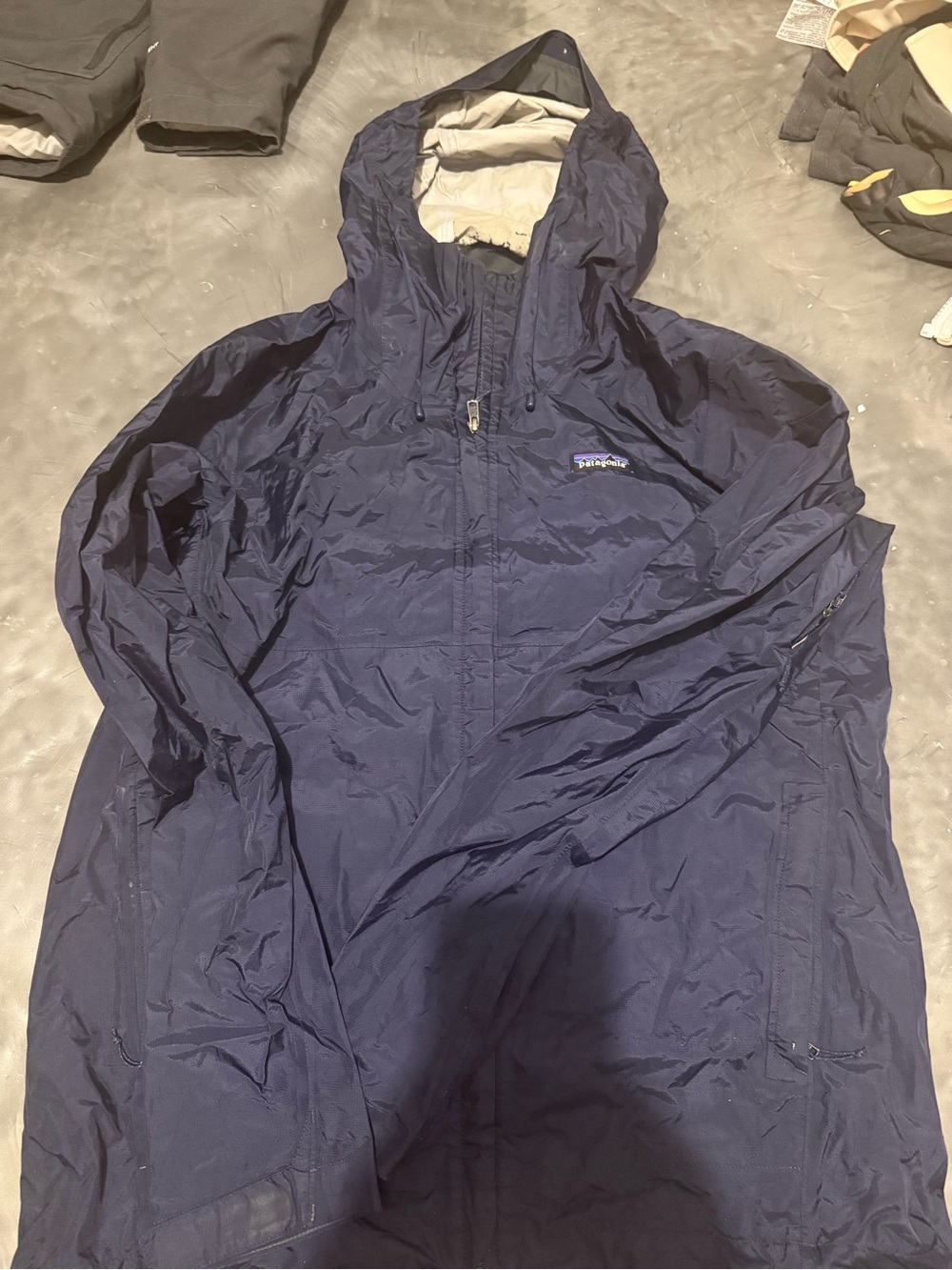 Patagonia Dark Navy Hooded Rain Jacket - Picture 2 of 3